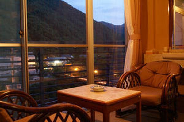 Kinryuen Hotel Numata  Екстериор снимка