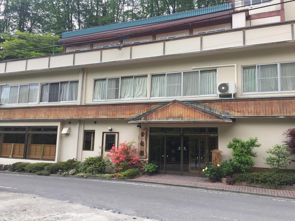 Kinryuen Hotel Numata  Екстериор снимка